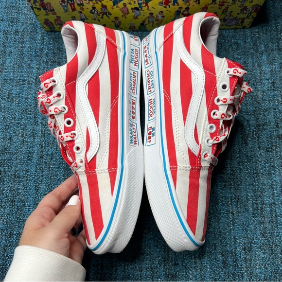 Vans x Where's Waldo International Stripes Old Skool Sneakers RARE - Picture 7 of 12